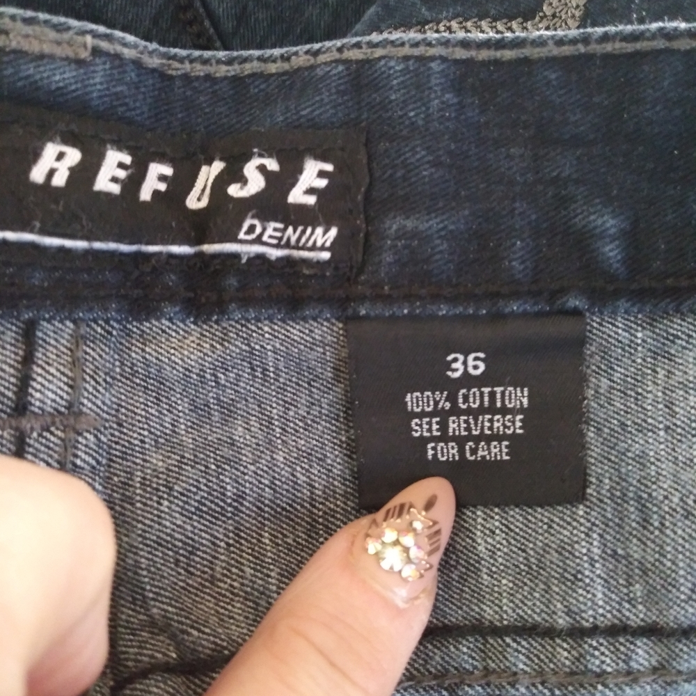 Refuse (L-L#40) - Picture 3 of 3